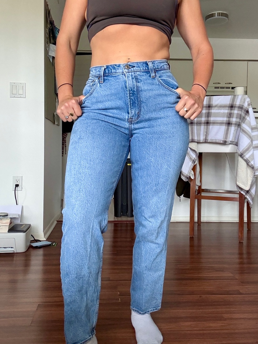 Abercrombie & Fitch High-Rise Straight Jeans - Light Blue